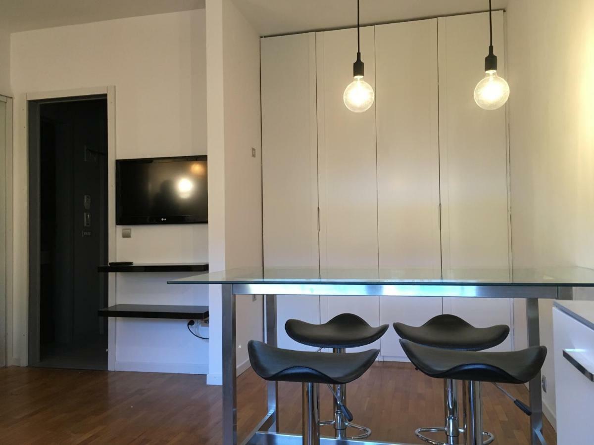Appartamento Al Lago Riva del Garda Exteriör bild